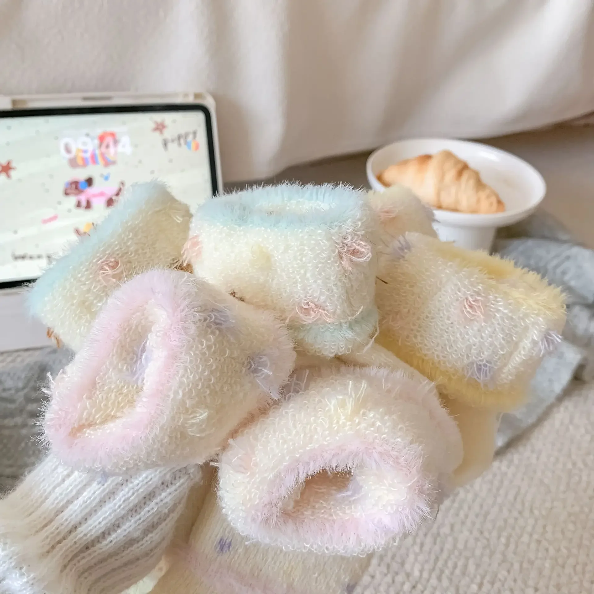 Утолщенные теплые гигантские флисовые носки осенне-зимние для сна полосатые