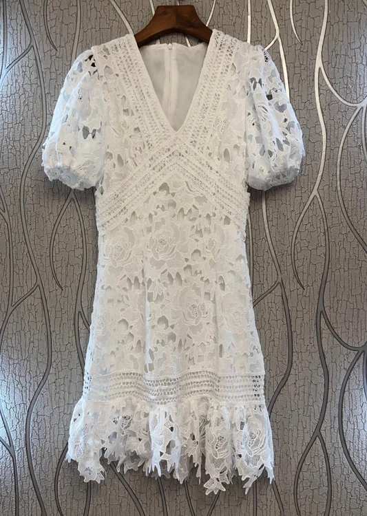 

2022 new women fashion bubble short-sleeved V-neck back zipper water-soluble hollow lotus leaf hem decorative dress 528