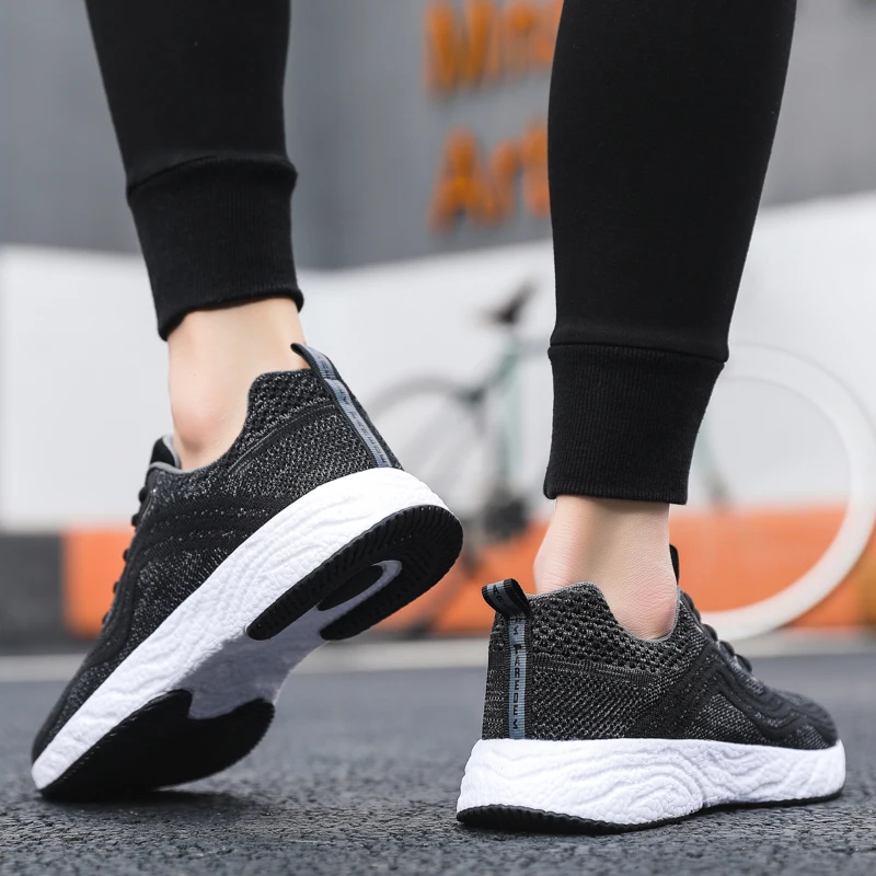 

Кроссовки мужские спортивные, тонизированная обувь для бега, трикотаж, повседневная мужская спортивная обувь с языками пламени, кожаные