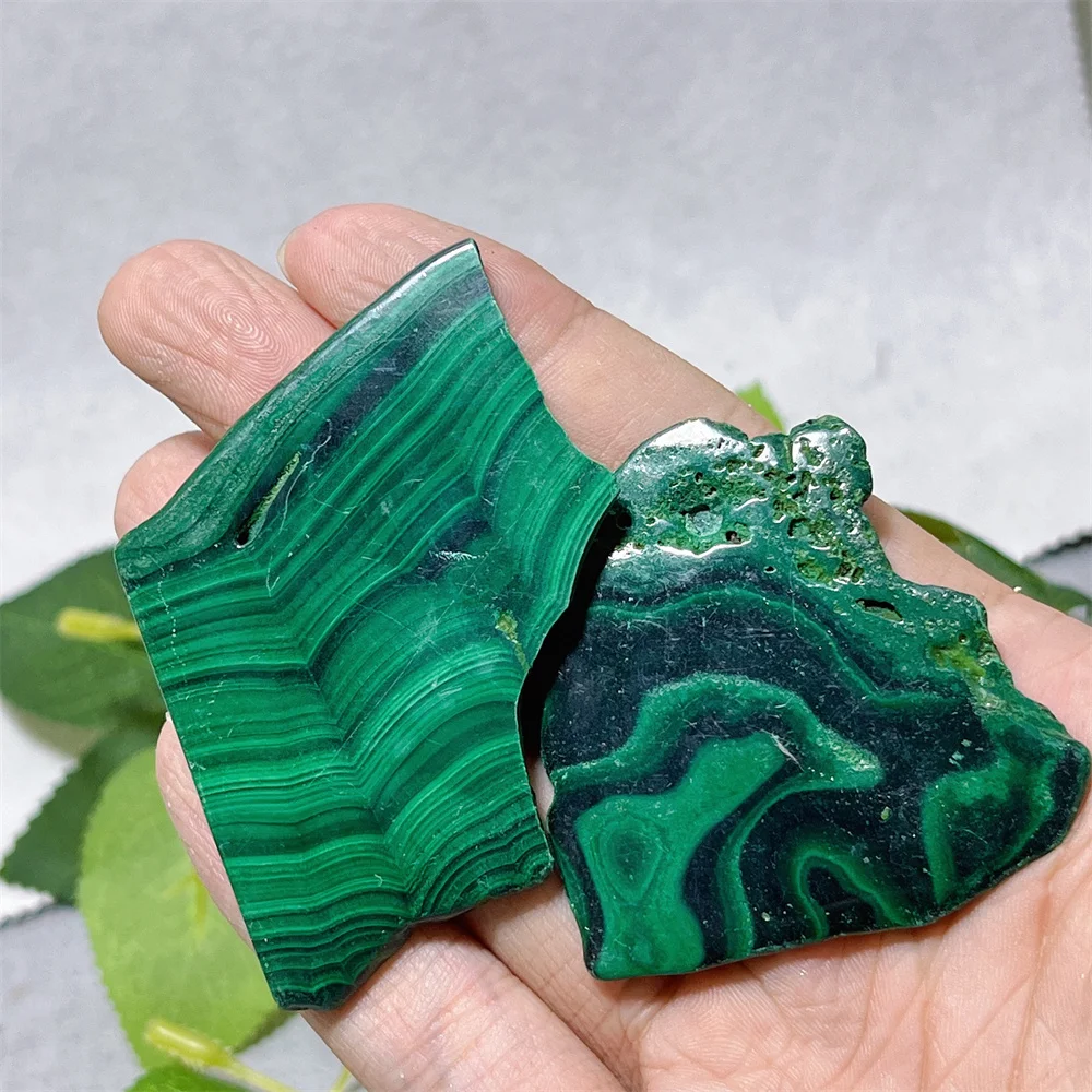 

Малахитовая плита для дома