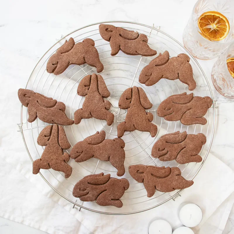 

1/4pcs Yoga Rabbit Egg Easter Plastic Cookie Embossed Mold Fondant Cookie Cutter Bunny Biscuit Mould DIY Baking Tools Decoration