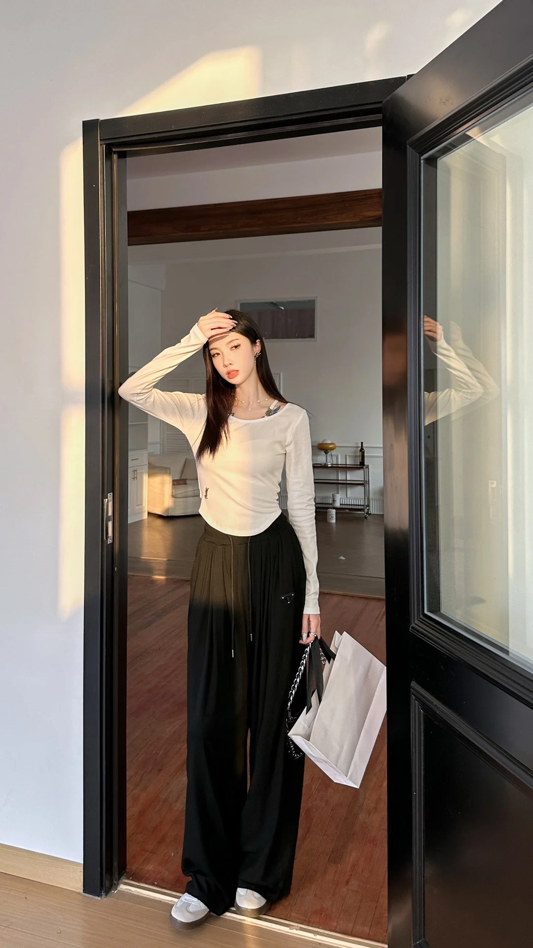 Женские футболка с длинным рукавом Yves Saint Laurent женские эластичные базовые