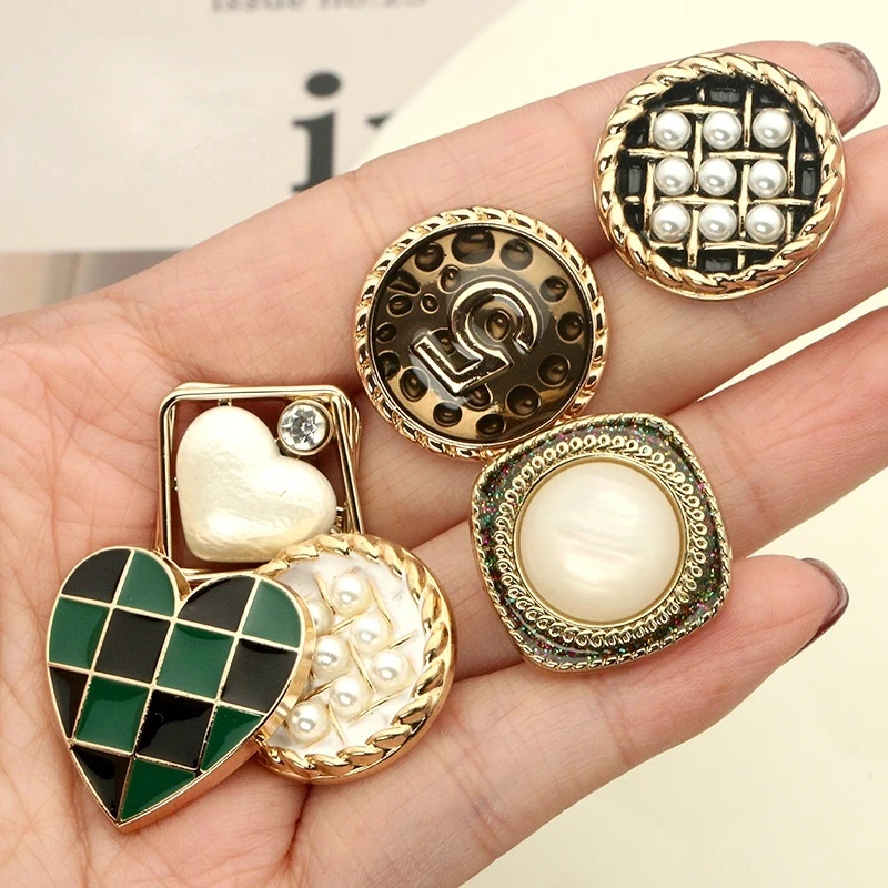 6 шт. Зимний бренд-декор "Сердце" роскошные ювелирные шитьевые золотые пуговицы материал аксессуар для шитья одежды пальто поставки своими руками.