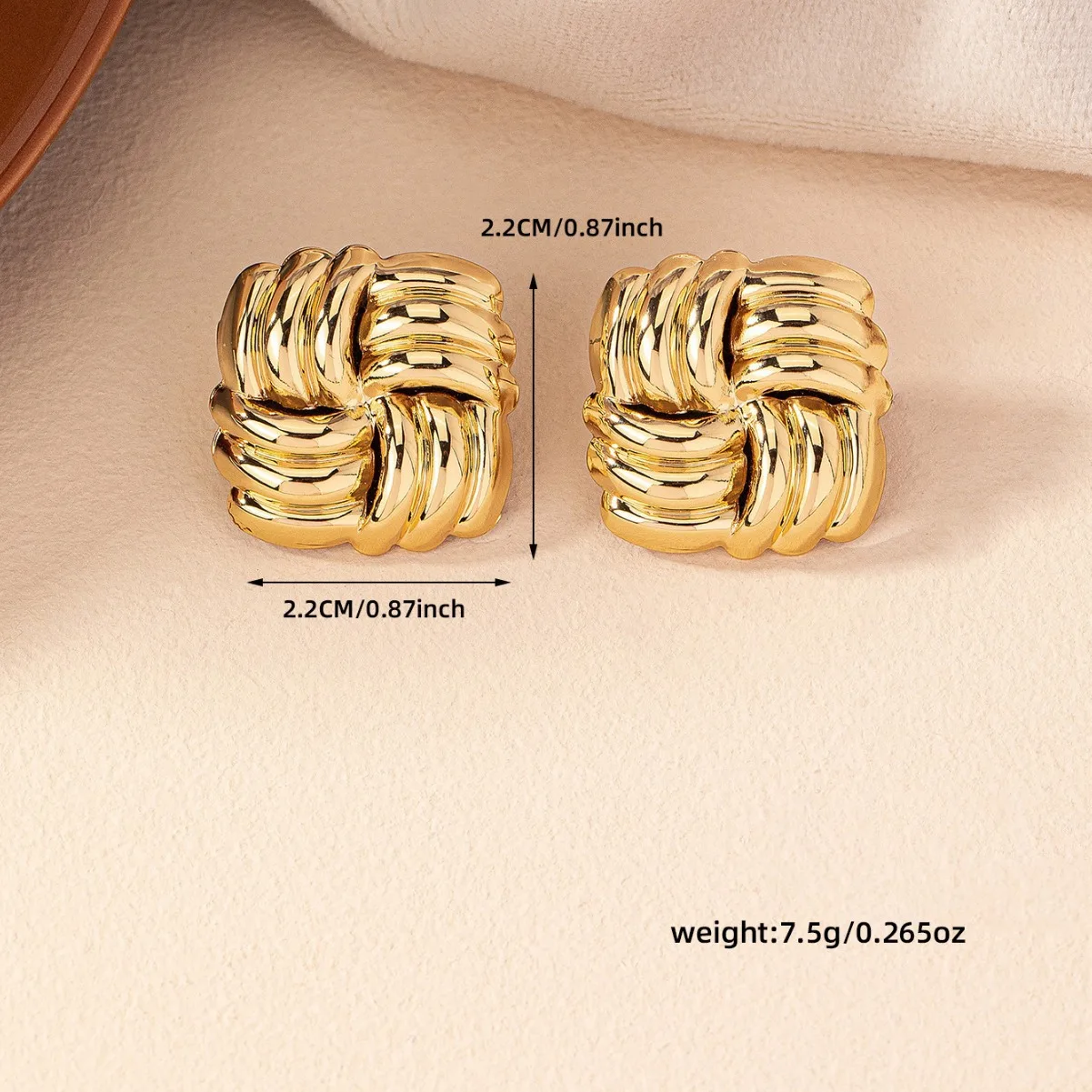 Квадратные индивидуальные гладкие трендовые модные женские серьги-гвоздики