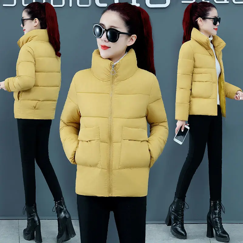 Рисунок 6 - Женская короткая парка на молнии