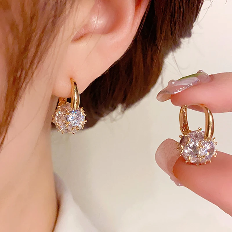 

New Fashion Trend Earring for Ladies with Super Sparkling Delicate Zirconia Temperament Luxurious Elegant Earring Gift for Women