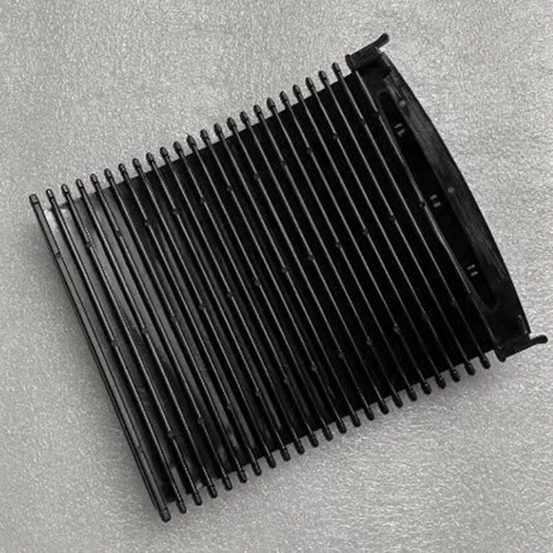 2 шт. Крышка центральной консоли A20368001239051 для водяной чашки роликовая Штора Mercedes