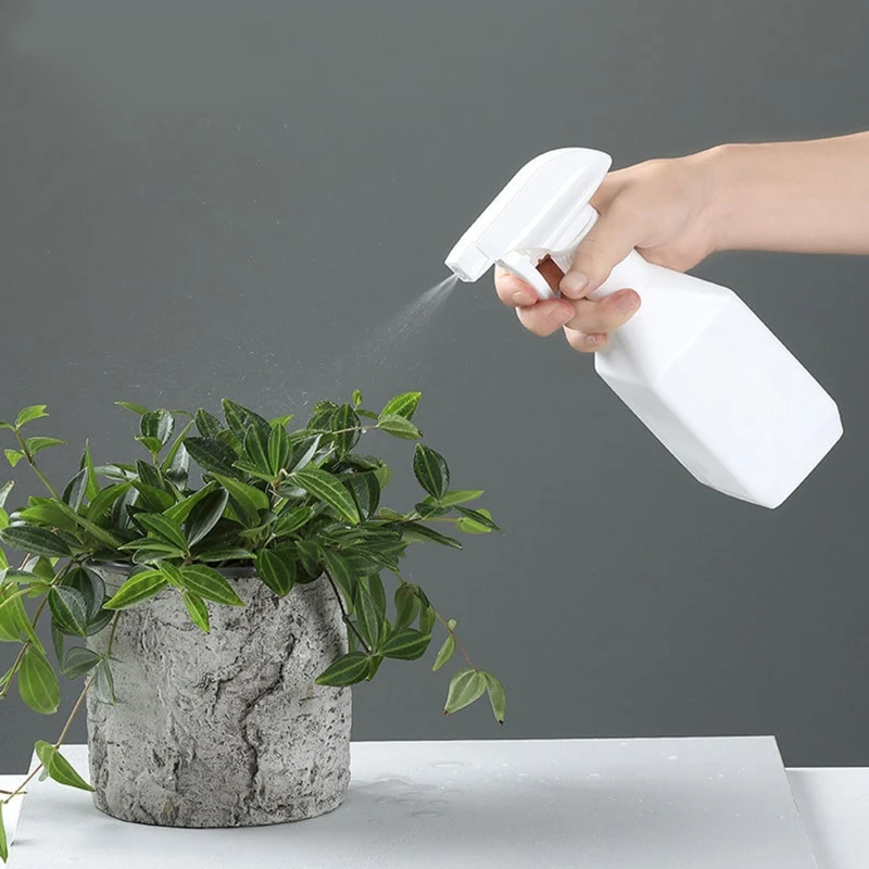 

300/500ml Plastic Spray Bottle Refillable Liquid Sprayer Household Disinfection