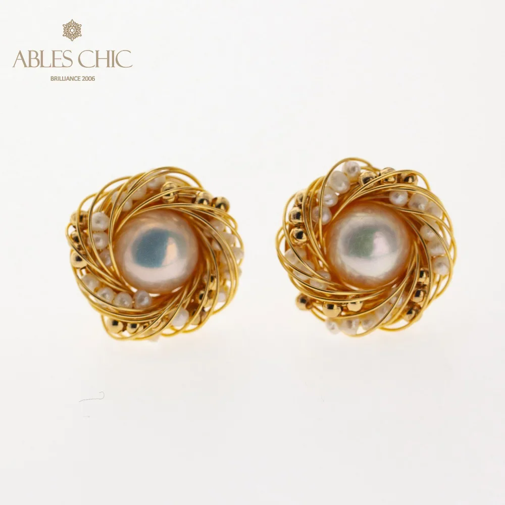 Серьги-гвоздики женские с жемчугом в стиле барокко