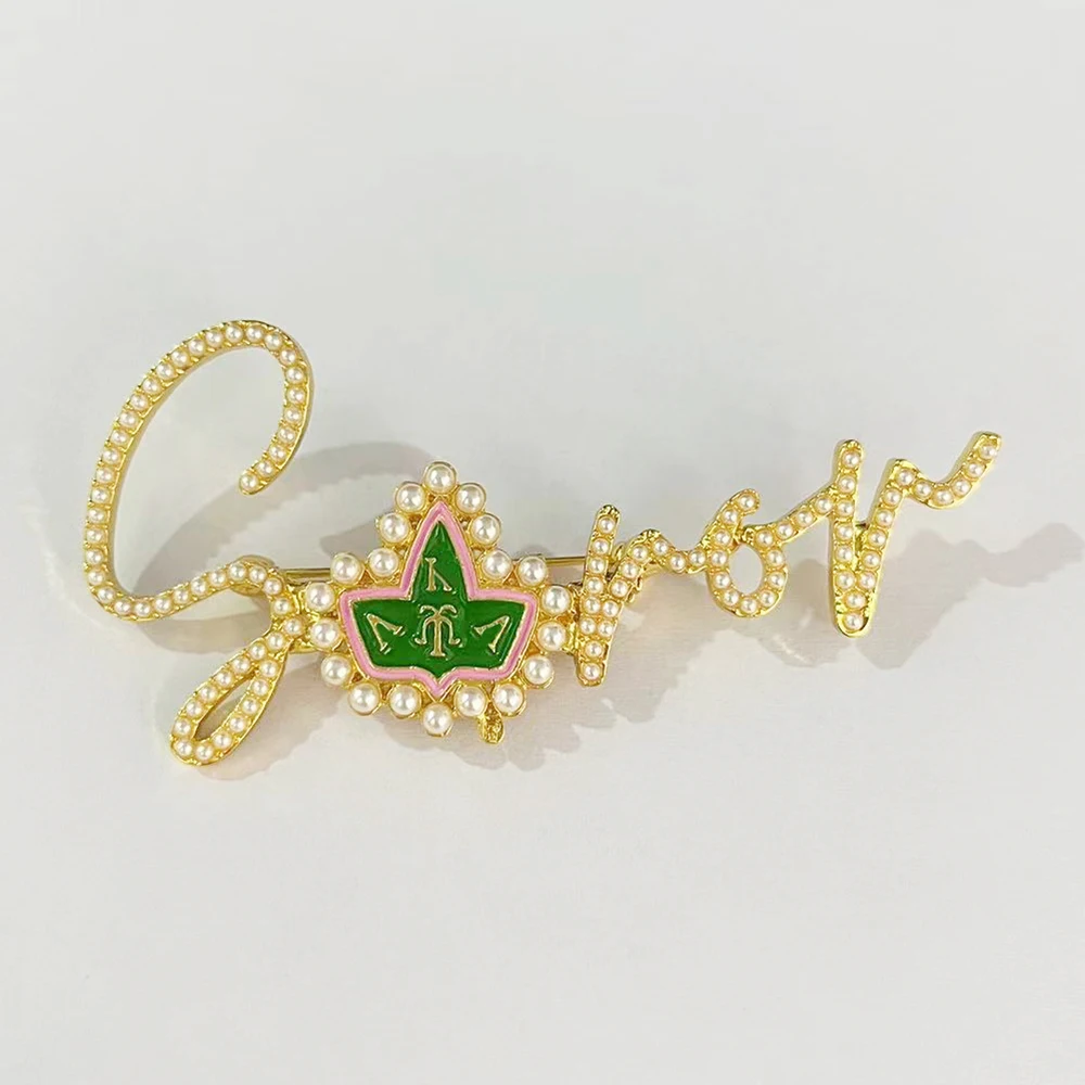 Брошь SOROR с жемчугом розово-зеленая эмблема Лиги плюща