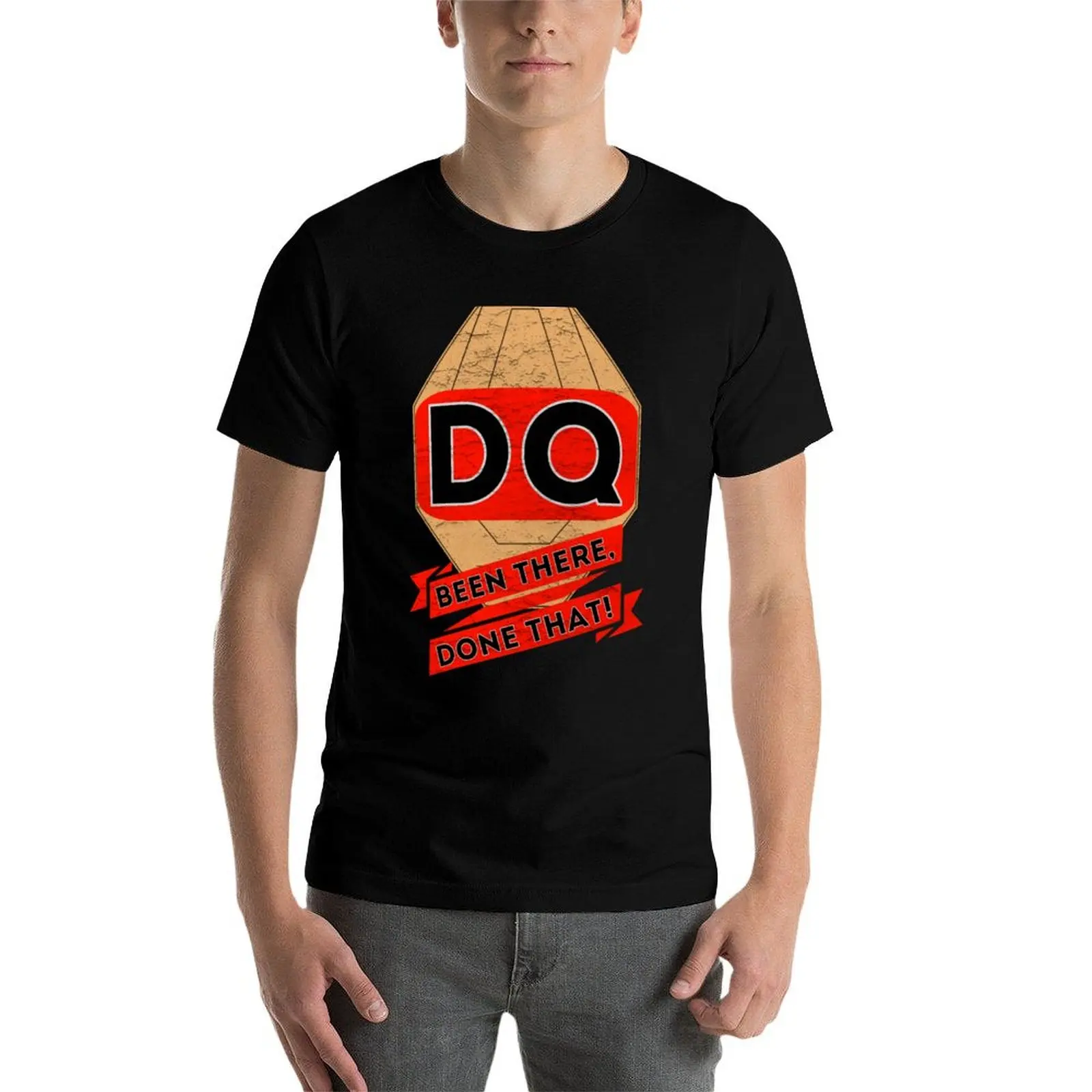 Фото Футболка IPSC DQ - Minimalist Plain Crew Neck T-Shirt: Футболка с круглым вырезом, минималистичный дизайн, простая модель. №4