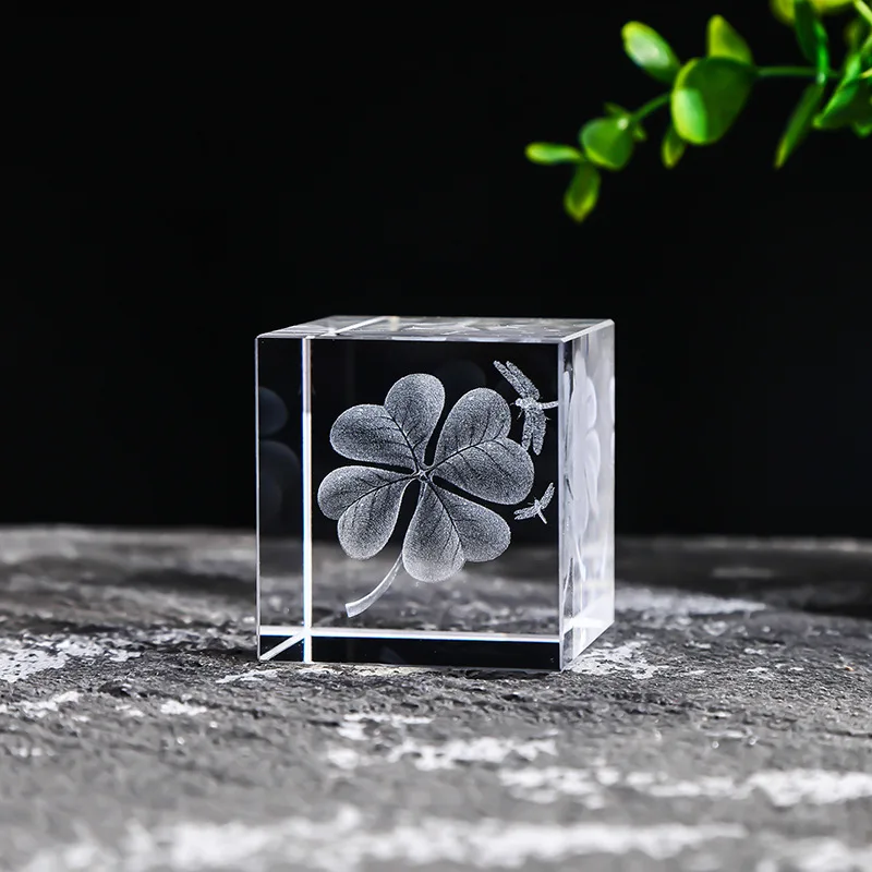 

1piece Cubic Crystal Carved Jellyfish, Whales, Dolphins, Clover, Dandelion,Desktop Creative Gift Ornaments 50x50x50mm