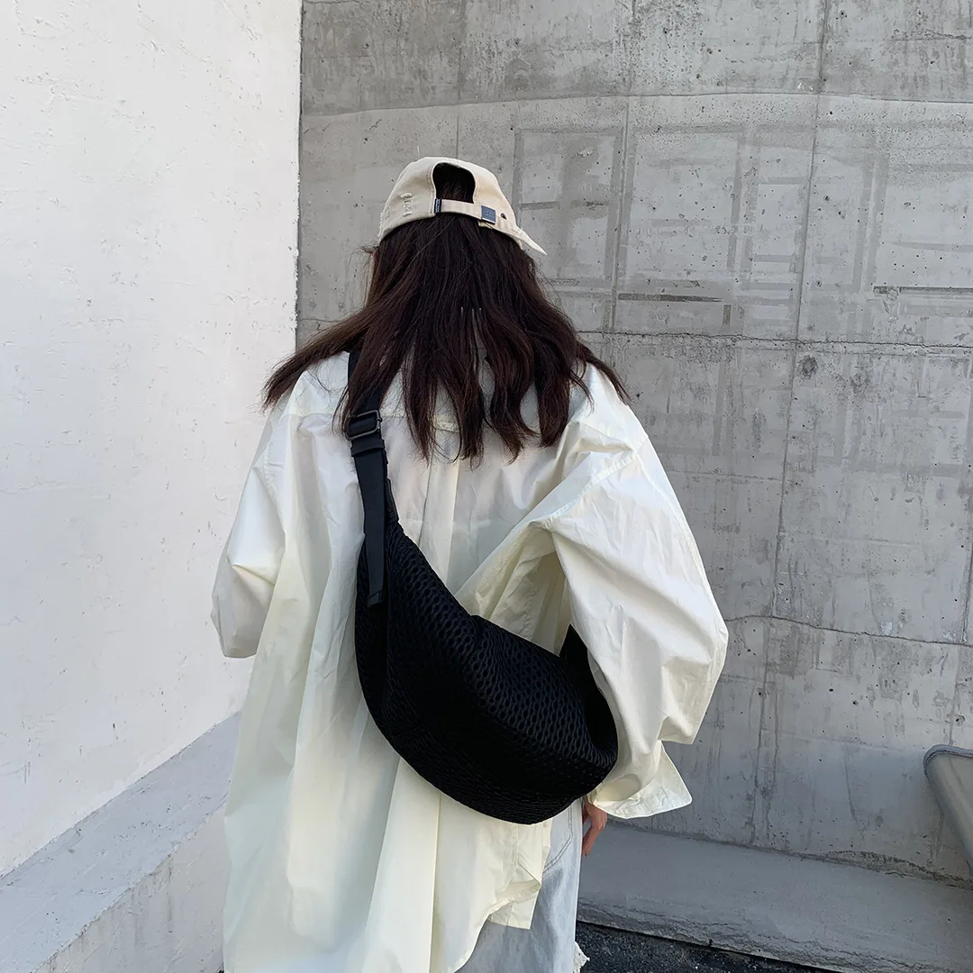 Messenger Fashion Simple Large Capacity Crescent Bag Casual Lightweight Shoulder Bag 2023 Summer New