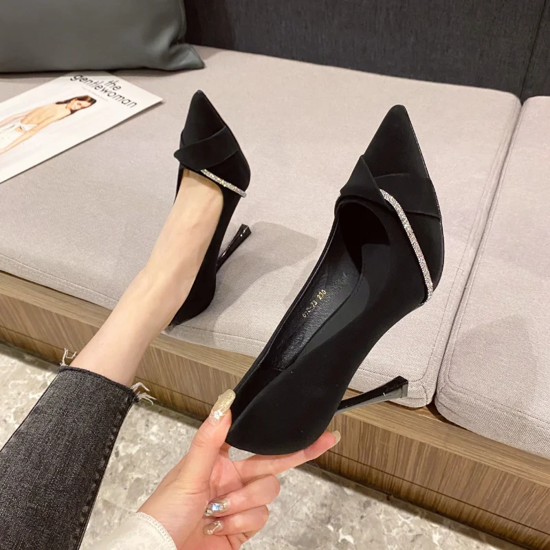 

2023 Autumn New Rhinestone High Heels Women Stiletto Sexy Pointed Toed Pumps Shallow Mouth Fashion Single Shoes for Women