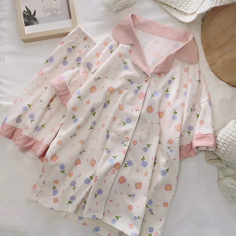 The Summer Pajamas for Women's Pure Cotton Thin Section Cool Feeling Cardigan Shorts Sleepwear Suit with Lapel Simple Loungewear