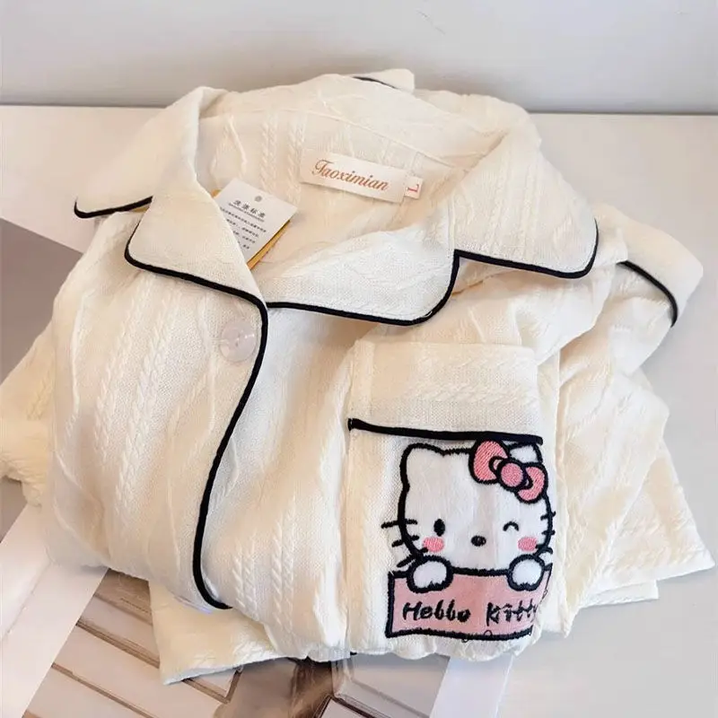 

Пижама женская из чистого хлопка с мультяшным рисунком Hello Kitty Kuromi понравико, Милая Вышивка, удобная домашняя одежда, комплект из двух предметов