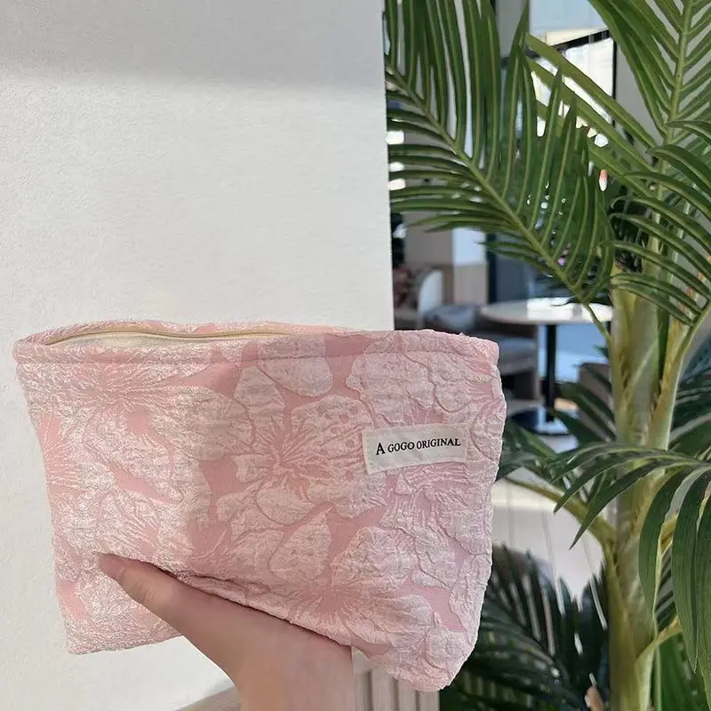 INS симпатичная женская косметичка с цветами вместительная на молнии для