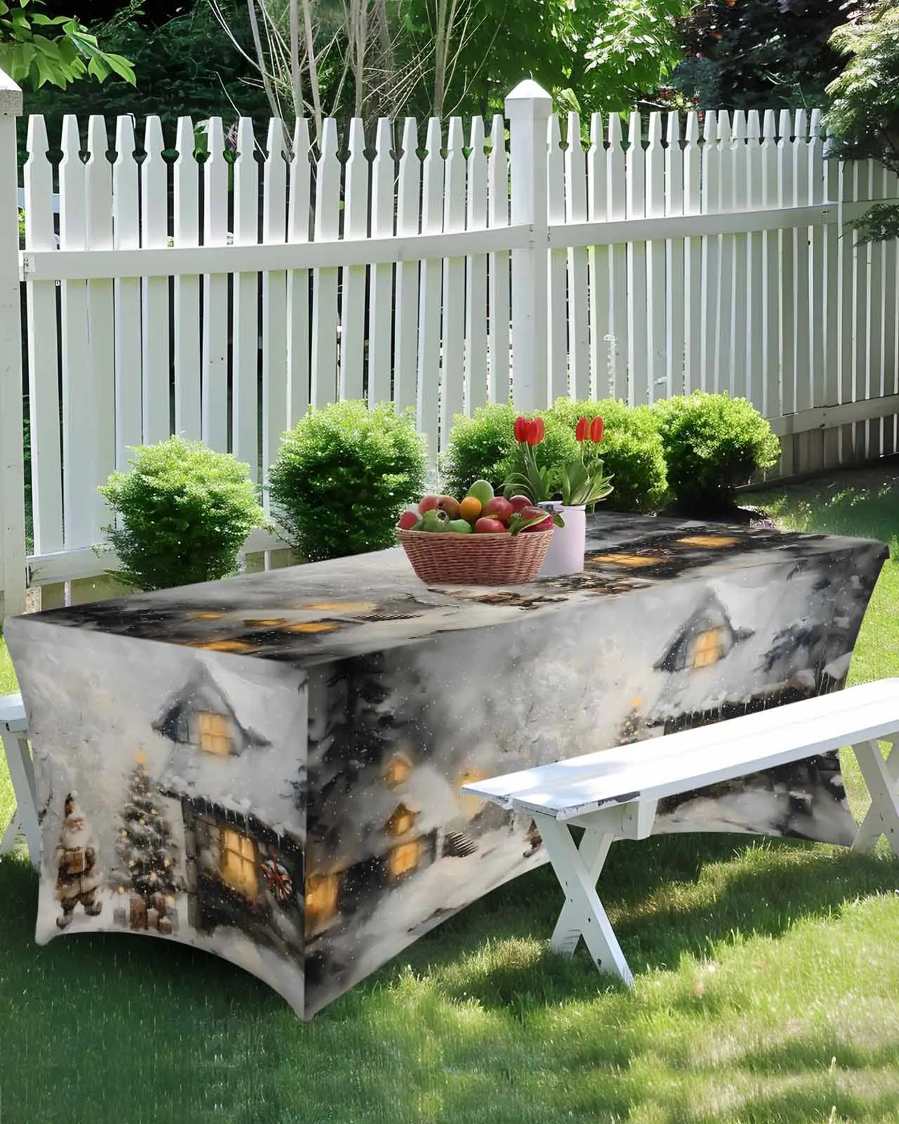 Высокая эластичная скатерть с рисунком рождественского карликового леса снега