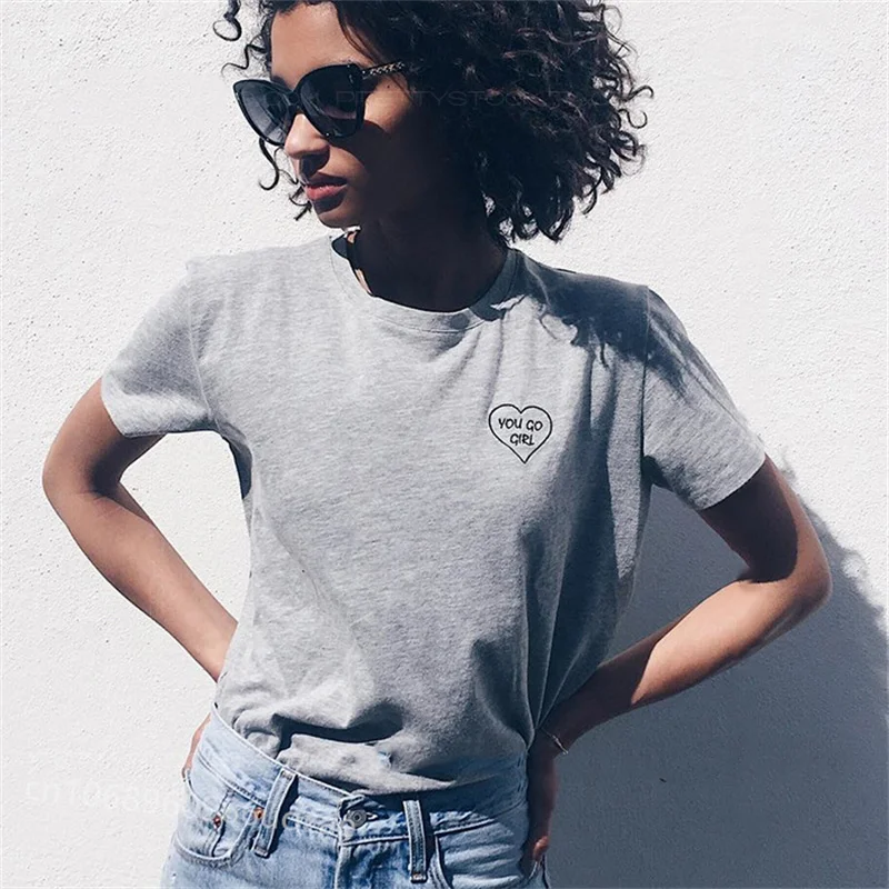 

Новинка лета 2023, футболка для девушек, простая серая футболка с надписью на тему красоты разговора и любви, свободные тонкие плечи