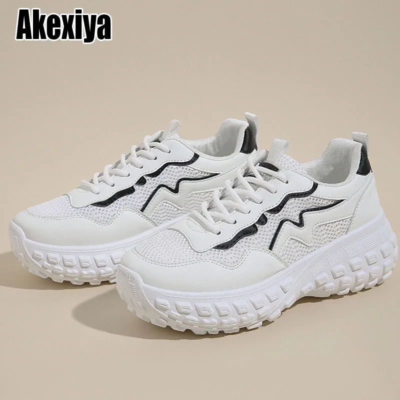 

Кроссовки женские на платформе, на шнуровке, с вулканизированной подошвой