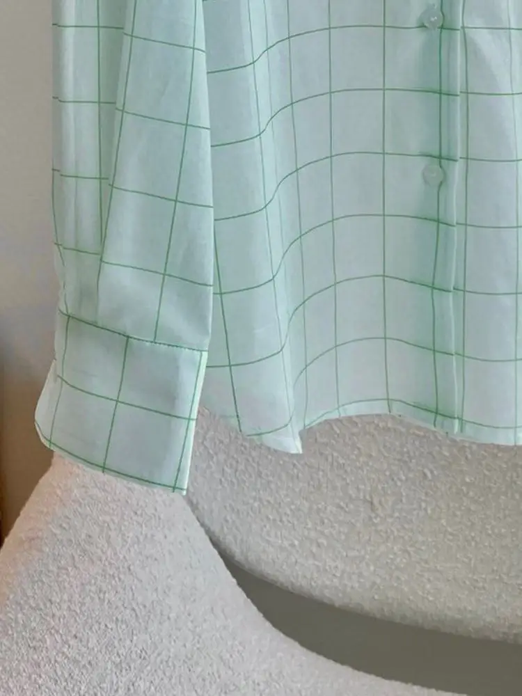 

Женский костюм с шортами, свободная рубашка в клетку с вышивкой и солнцезащитным верхом, весна-лето 2022