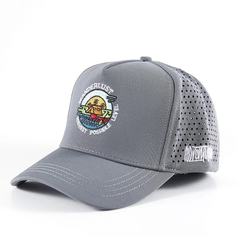 Бейсболка мужская с вышивкой брендовая полностью закрытая эластичная