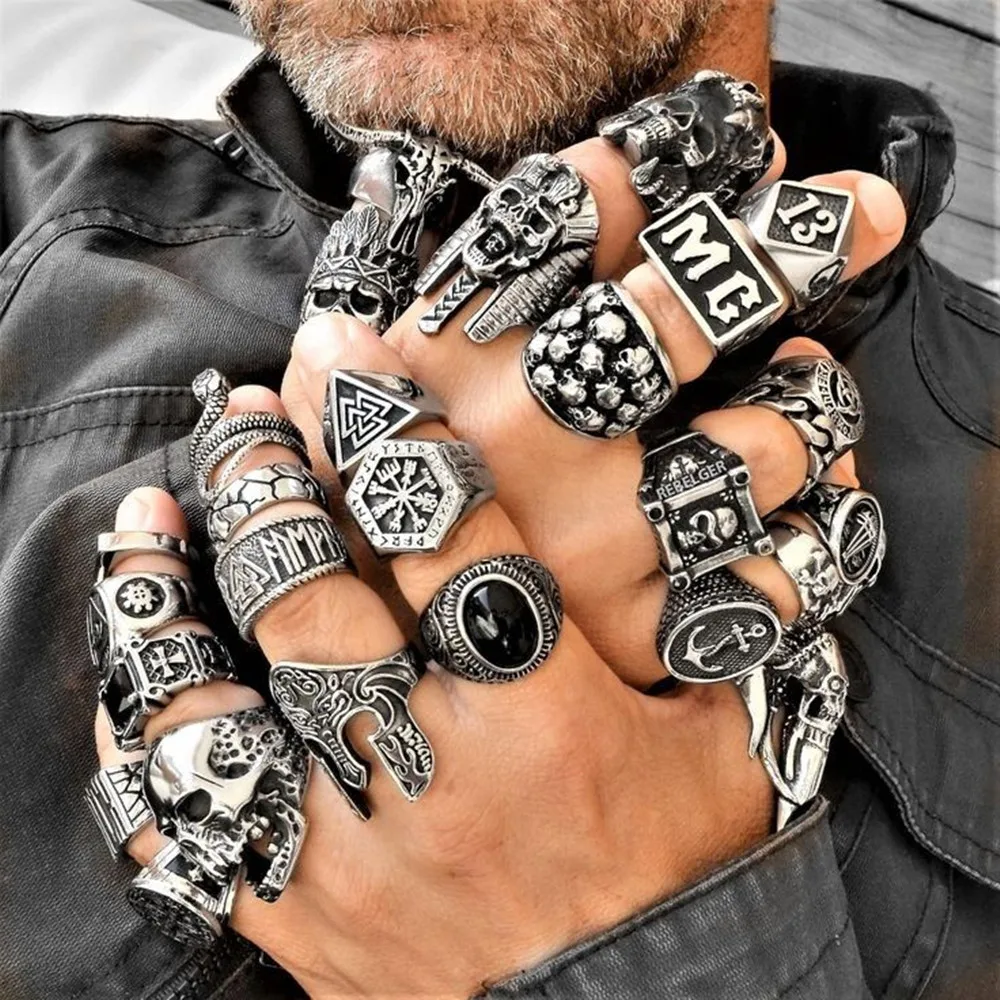 

Gothic Punk Skull Ring Vintage Steampunk Men's 316L Stainless Steel Ring Hiphop Motorcycle Rock Biker Jewelry Wholesale