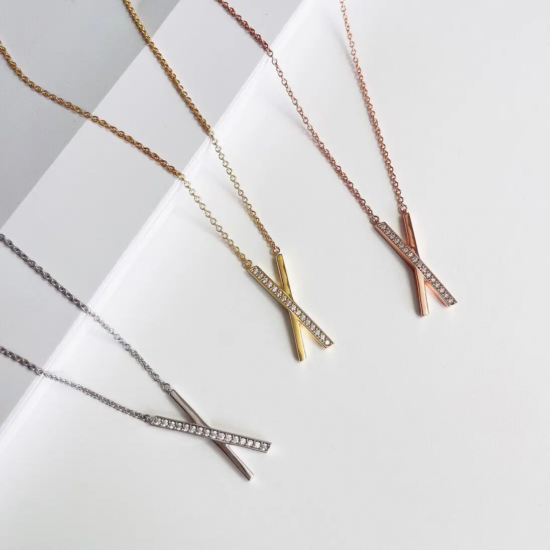 

Women Necklaces S925 Sterling Silver X-shaped Necklace Inlaid with Zircon High Quality Girlfriend Jewelry Gift