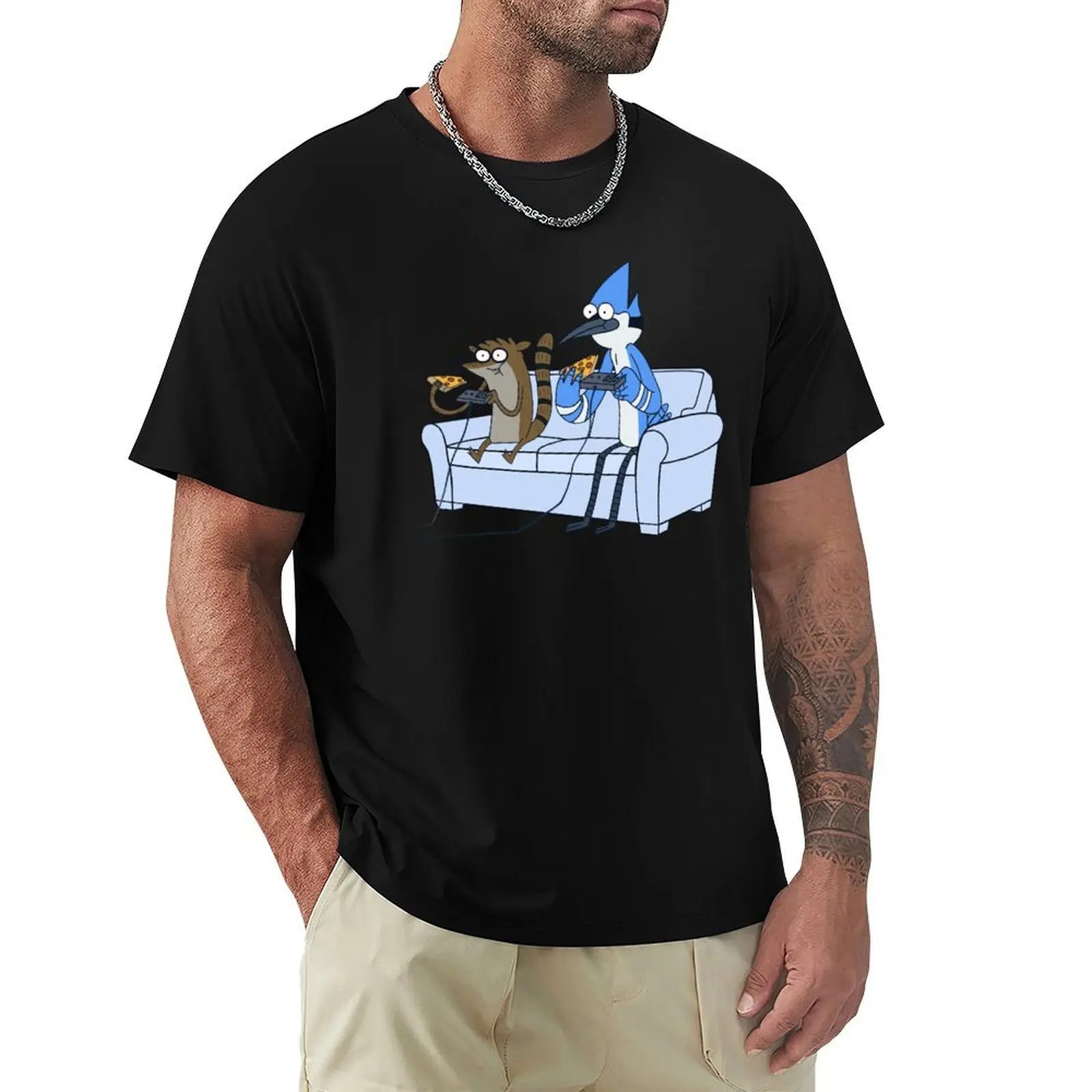 Фото Футболка Mordecai and Rigby Pizza and Video Games, свободного кроя, для больших и высоких людей №1