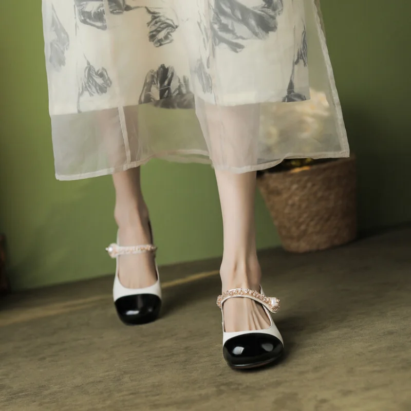 2023 new French small chunky heel Mary Jane women's shoes vintage mid-heel square toe single shoes 573