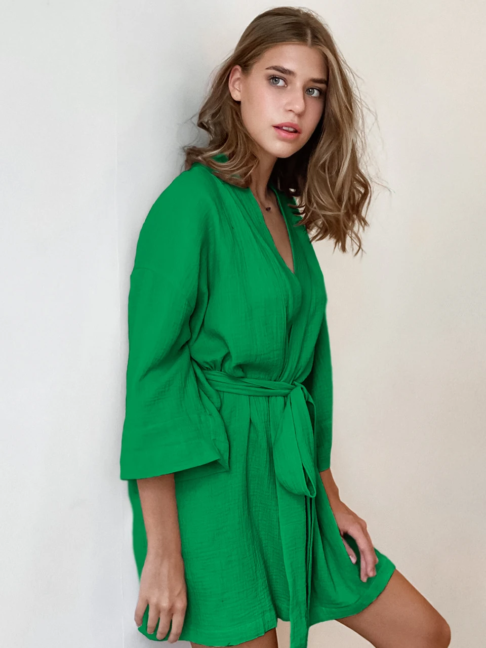 

The new European and American autumn 2022 short-sleeved nightgown, bathrobe, sweat, steam, bathrobe, casual women's home wear