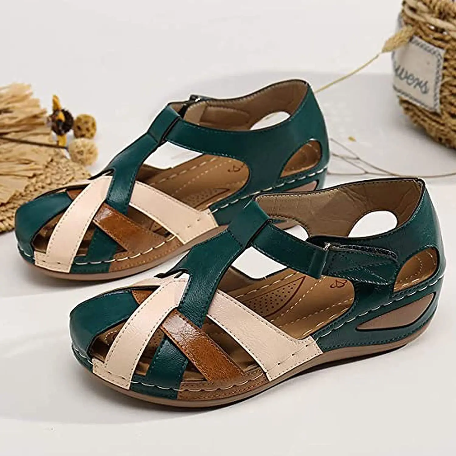 

Сандалии женские круглые водонепроницаемые, модные шлепанцы, без застежки, Повседневная Удобная уличная модная летняя обувь, большие размеры