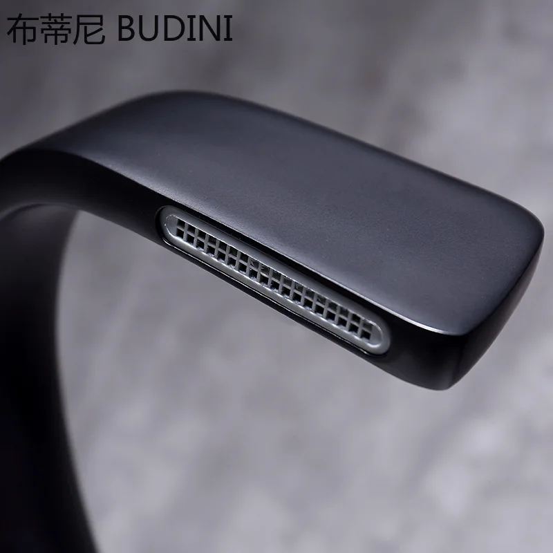 Смеситель для раковины DALUOBO креативный дизайн современный латунный плоский