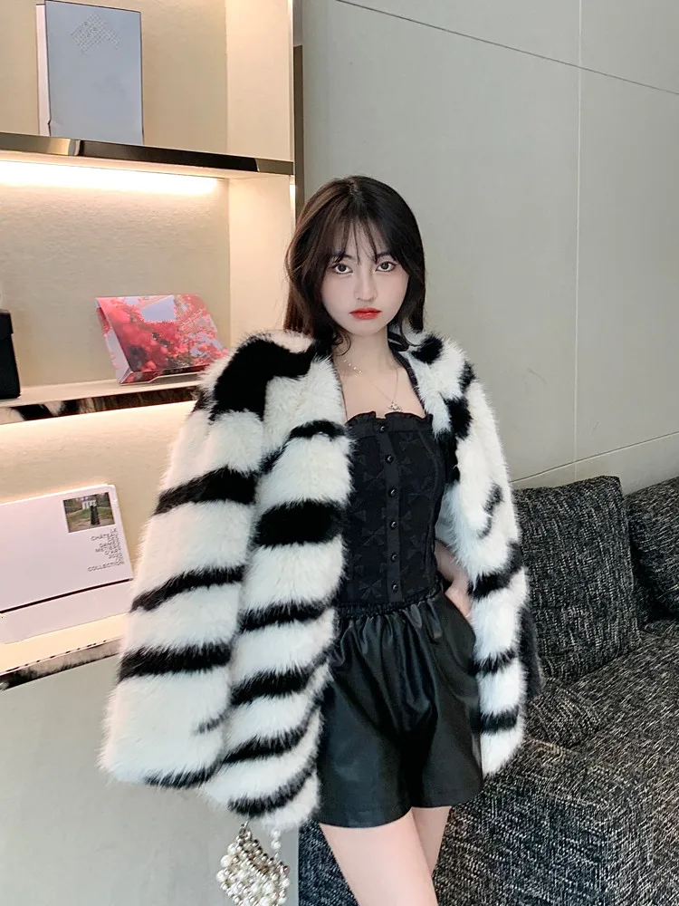 Young Style Environmentally Friendly Fur Coat for Women 2022 New Winter O-neck Long Sleeve Outwear Faux Fur Jackets Zebra-stripe