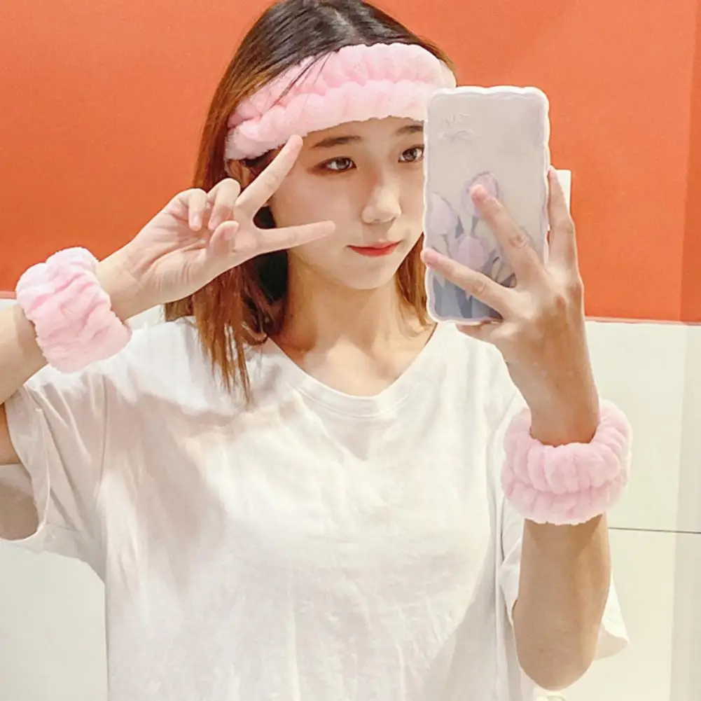 Рисунок 2 - эластичные быстросохнущие браслеты