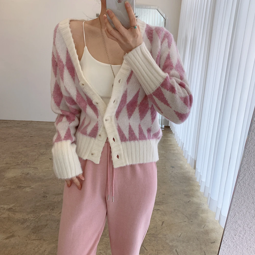 

Croysier Winter Clothes Women Argyle Knitted Cardigan Sweater Long Sleeve V Neck Single Breasted Loose Casual Cardigans Sweaters