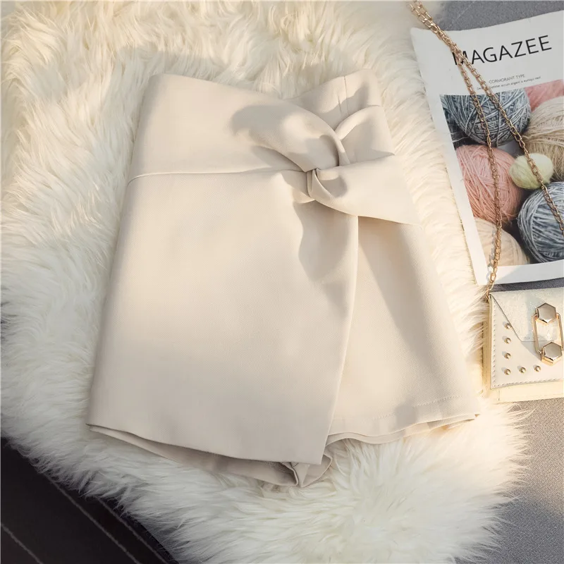 Solid Color A- Line Suit Shorts Female 2023 Spring and Summer Versatile High Waist Slimming Loose Small Wide Leg Short Pants