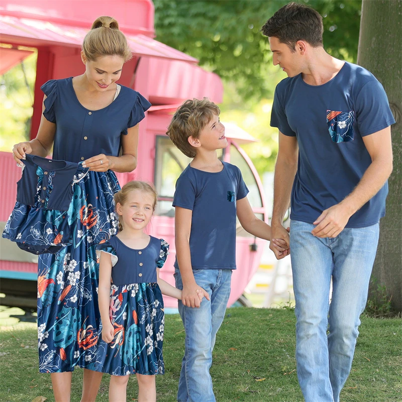 Summer Family Matching Outfits Look Ruffled Sleeve Mother Daughter Dresses Flower Mommy and Me Clothes Father Son Cotton Tshirts