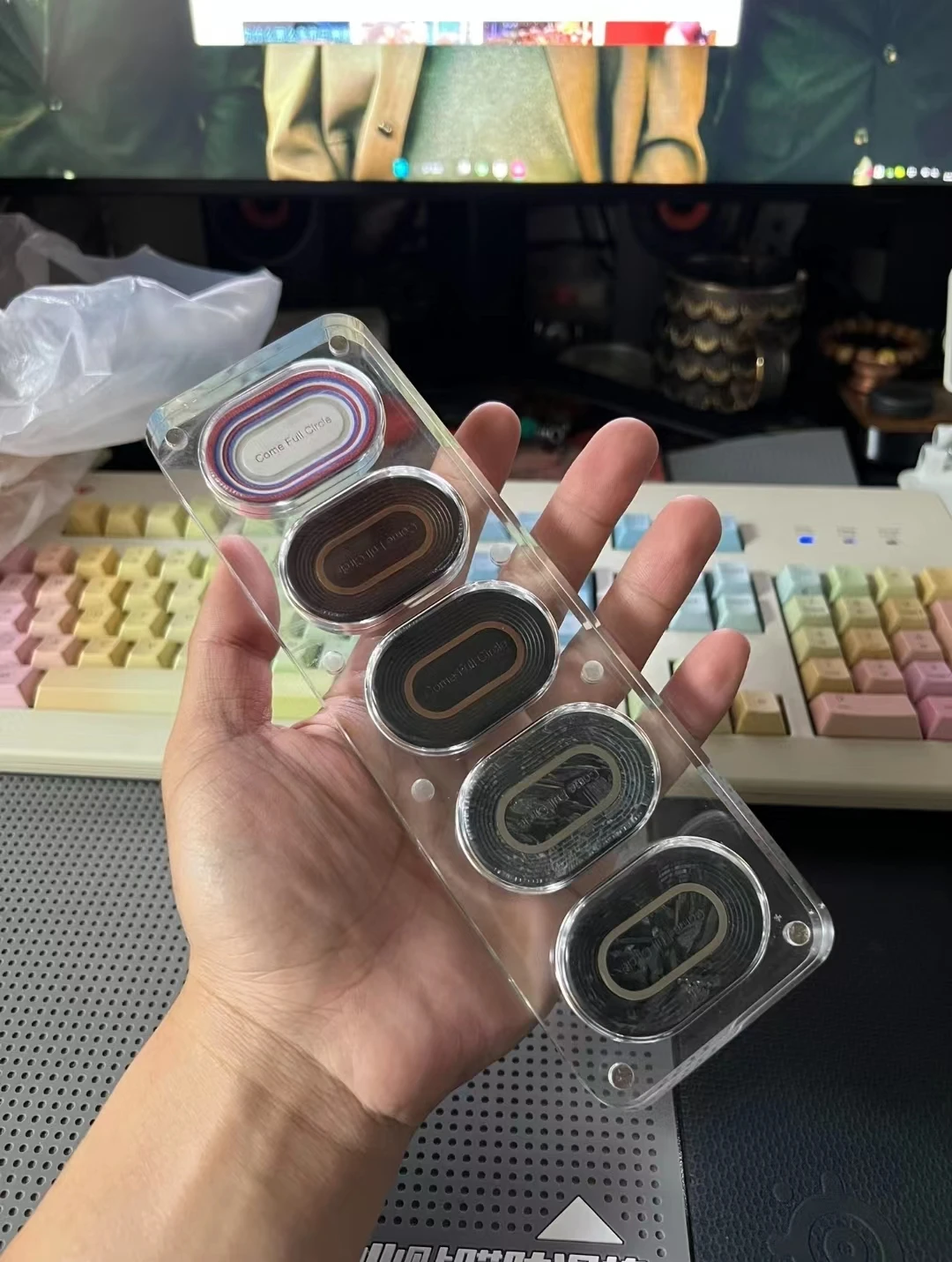 

Second-Hand GD edc reincarnation push out of print