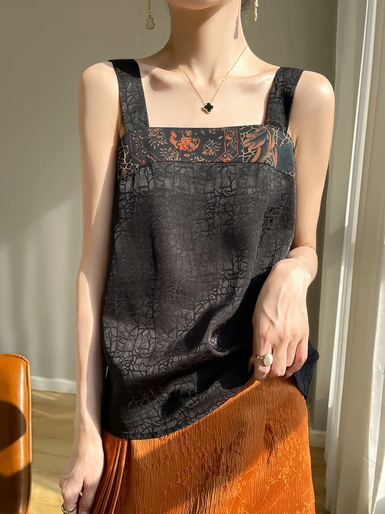 Майка женская атласная на бретельках