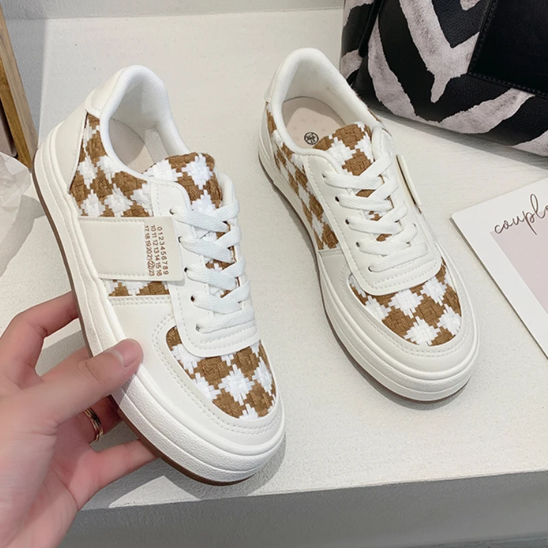 

Японская белая обувь, женская новая весенняя женская обувь 2022, женская обувь, нишевая дизайнерская женская обувь с рисунком «гусиные лапки»...