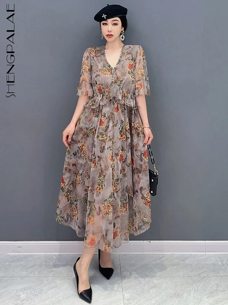 

SHENGPALAE Fashion Floral Dress For Women V-neck Short Sleeve Ruffles Spliced Elegance A-line Robe Summer 2023 New Trendy 5R1574