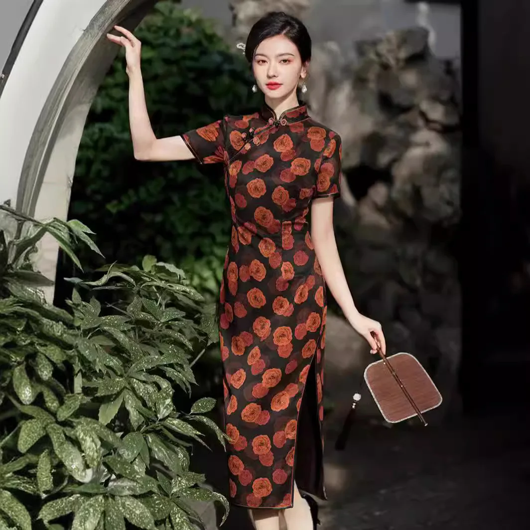 Тяжелое женское шелковое платье Чонсам из Гуандуна новинка 2024 улучшенное