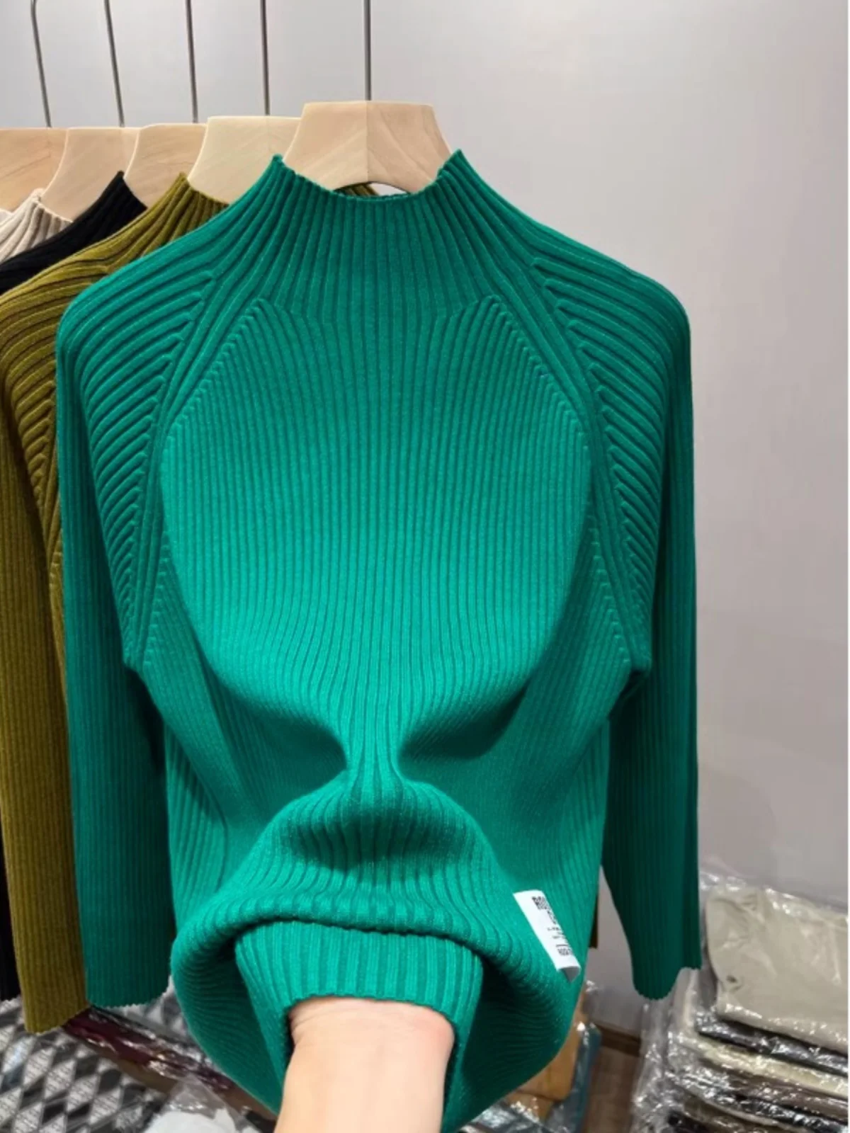 High Sense Half-high Collar Inner wear Bottoming Shirt Women 2024 Autumn New Popular This Year Plus size Loose Knit sweater