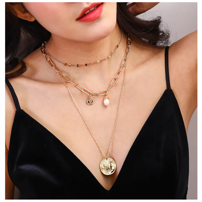 

Vintage Bohemia Multilayered Gold Color Necklace For Women Fashion Star Gold Pearl Choker Collar Pendant Butterfly Necklace