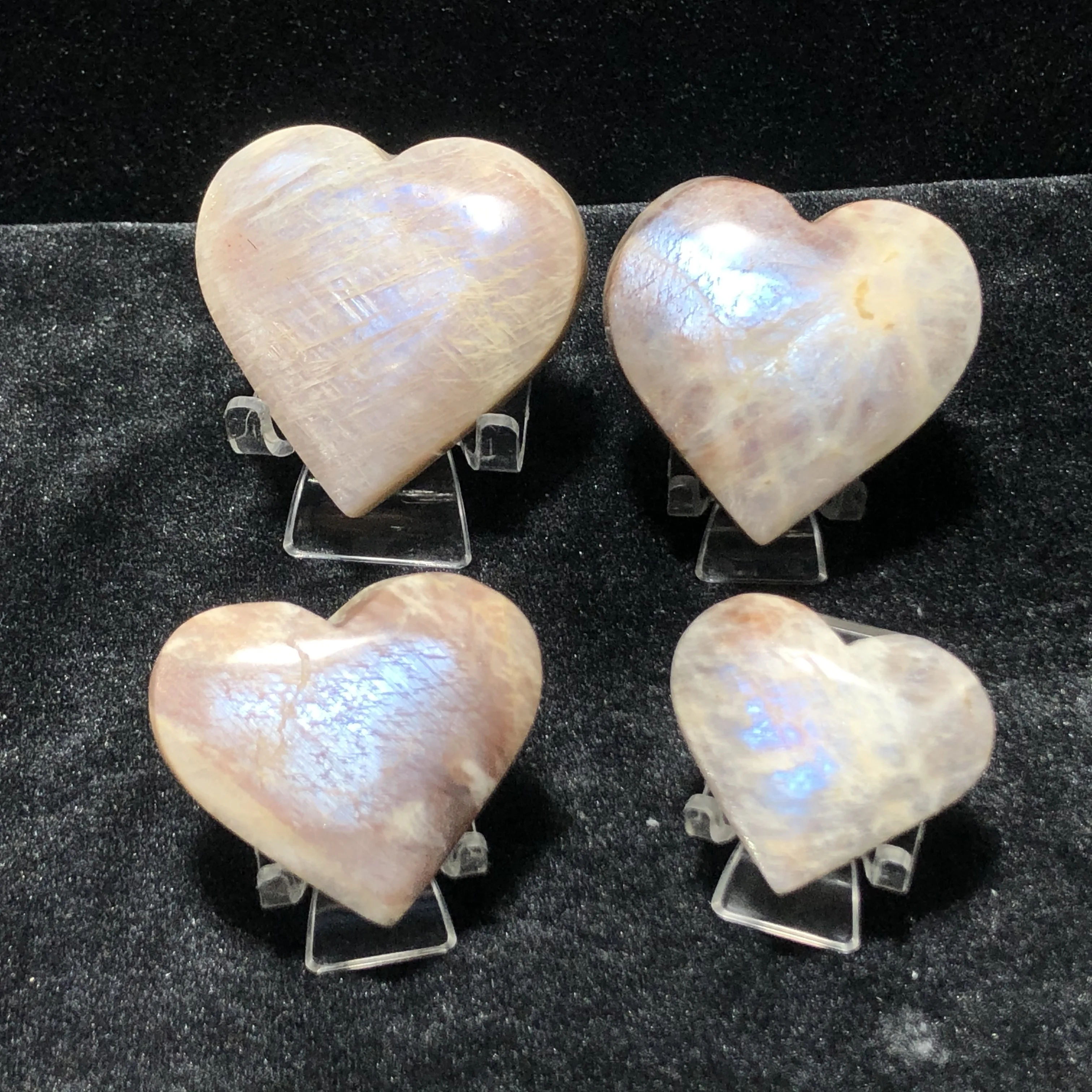 

Natural Moonstone Heart Hand-Polished Free Form Healing Crystals Quartz Mineral Carving Home Decoration Handicraft Stone Hearts