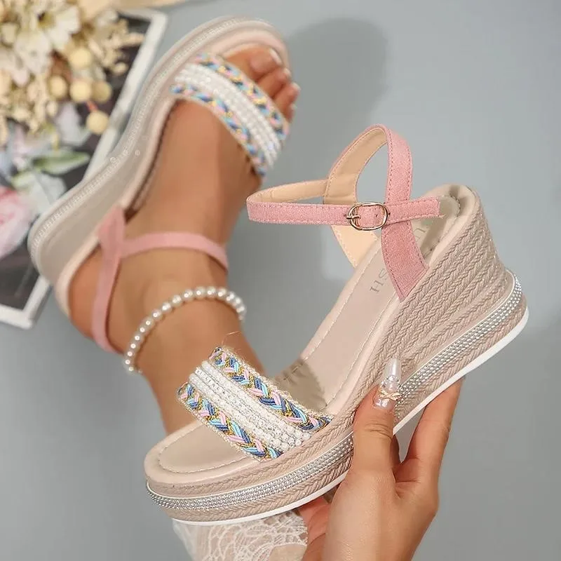 Фото Mode Parel Gestreepte Sleehak Sandalen Voor Vrouwen Zomer Comfort Dke Zool Strand Schoenen Vrouw Enkelbandje на массивной платформе №4