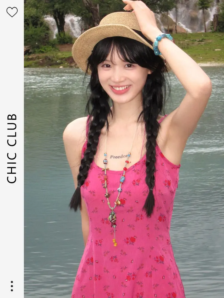 Французское красивое уникальное сексуальное платье на бретельках с цветочным