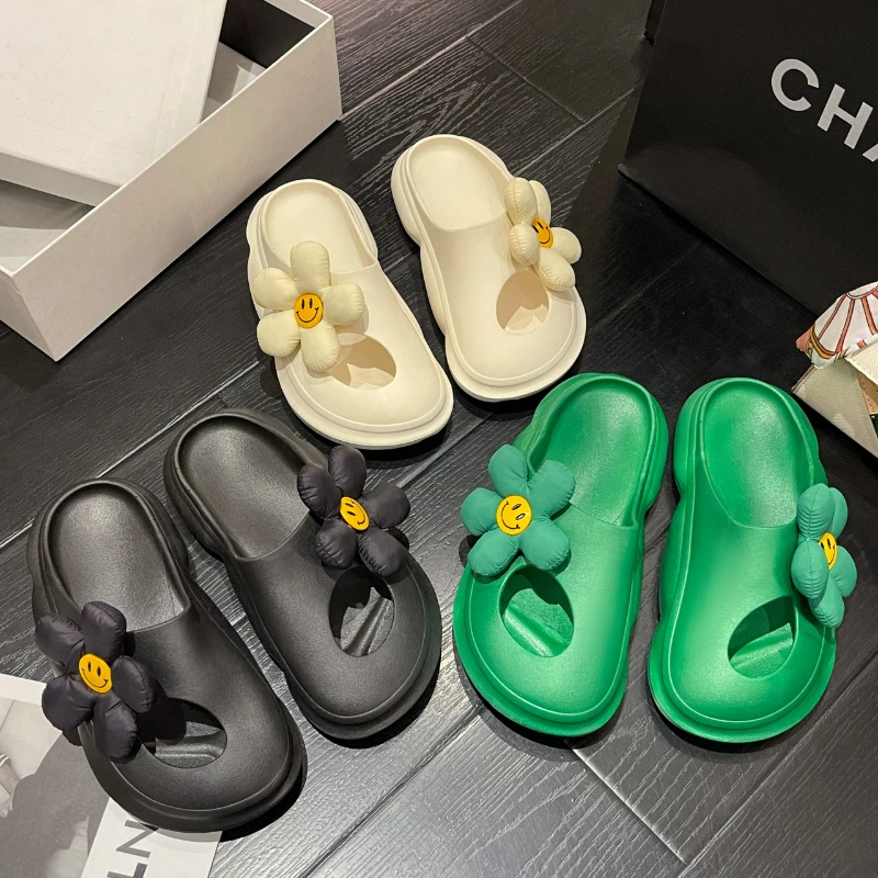 

Hollow Out Hole Shoes Women's New Summer Sun Flower Feeling of Stepping on Excrement