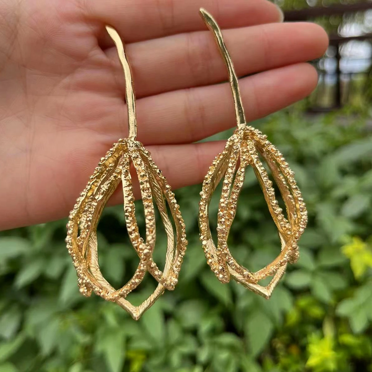 

Vintage Exaggerated Gold Silver Color Flower Drop Earrings for Woman Jewelry